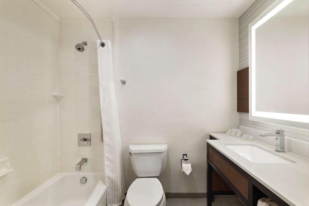 Hilton Garden Inn Oxford Anniston - photo 17