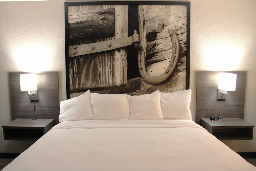 Super 8 by Wyndham Lamar - photo 20