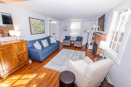 Historic Downtown Annapolis Gem Near USNA