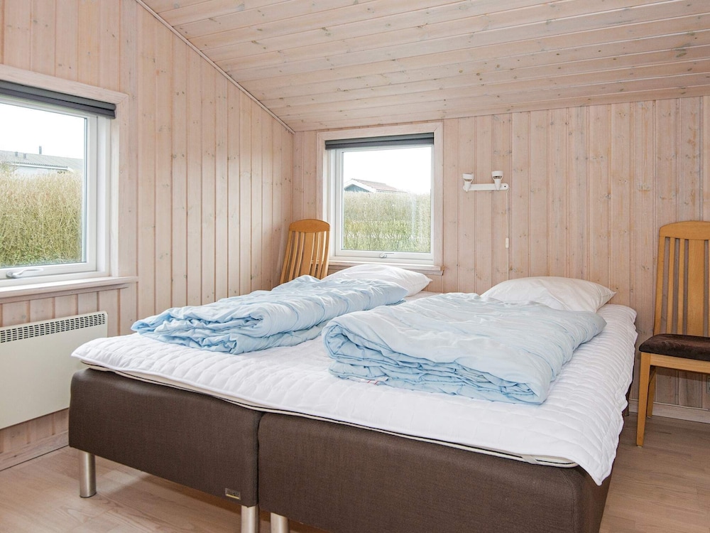 Delux Holiday Home in Lemvig With Whirlpool — 4-Star Luxury Hotel in Lemvig, Denmark