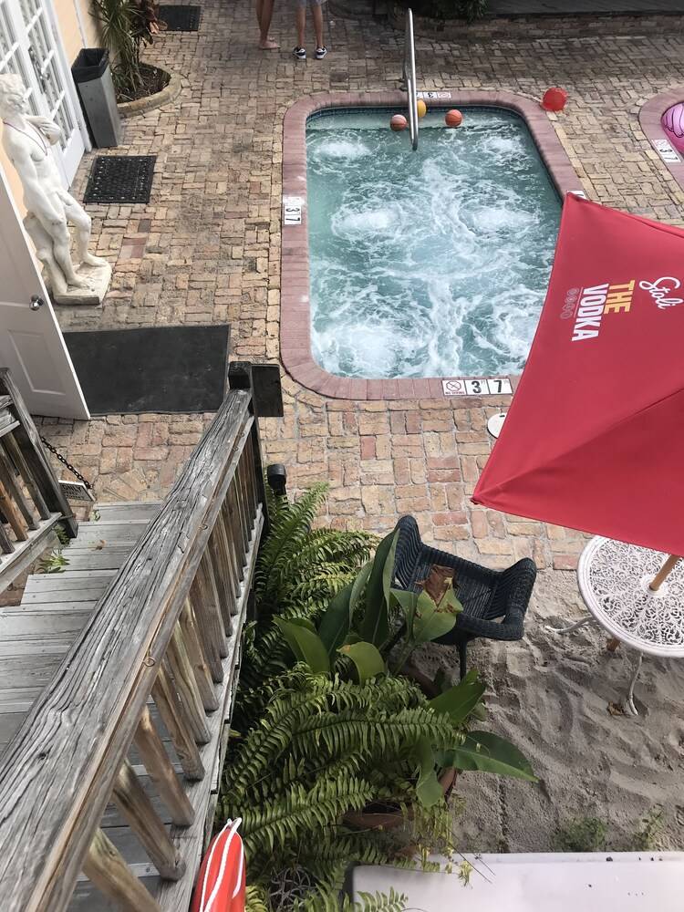 New Orleans House Gay Men Adult Resort - photo 66