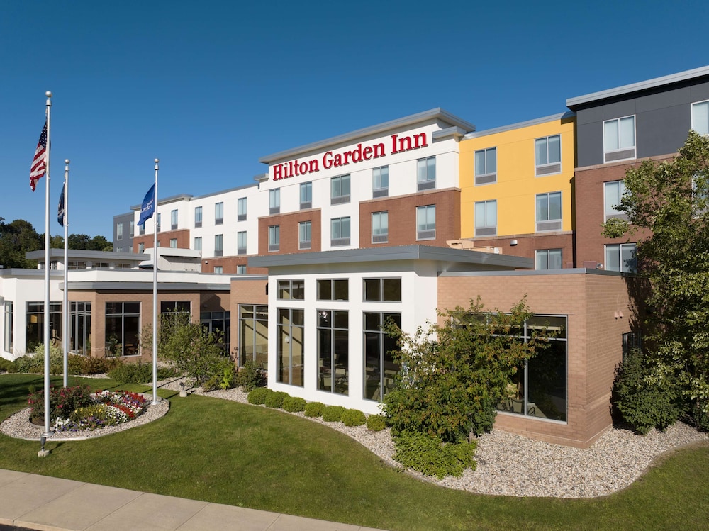 Hilton Garden Inn Ann Arbor - photo 40