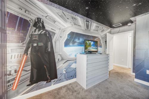 Mickey's Safari and Galactic Retreat — 4-Star Luxury Hotel in Kissimmee, United States