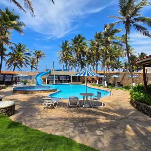 Tucacas Frente al Mar Piscina y Playa Privada — 4-Star Luxury Hotel in Tucacas, Venezuela