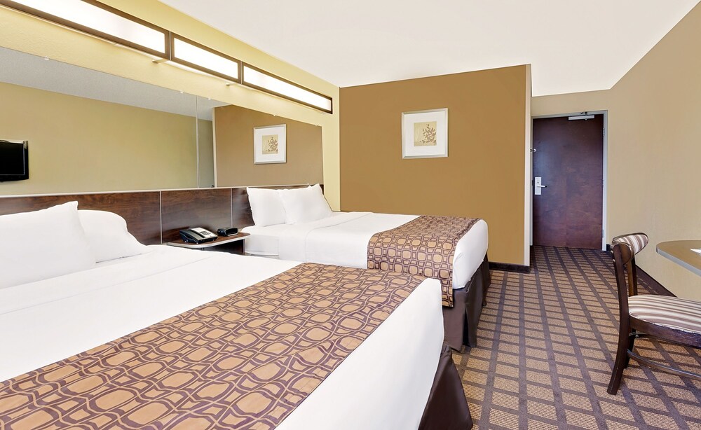 Microtel Inn And Suites Sayre PA - photo 12
