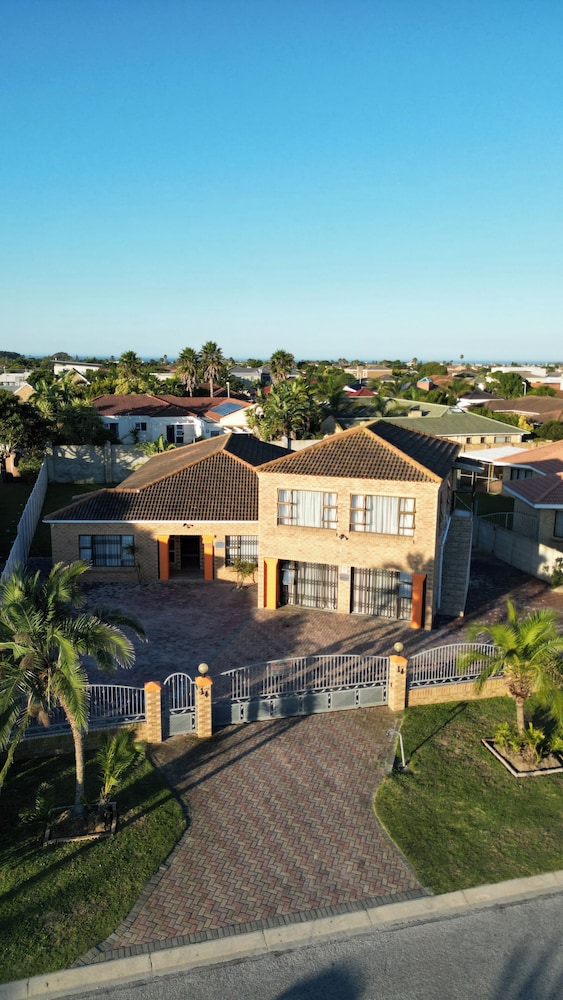 Sunset Events and Accommodation in Port Elizabeth, South Africa