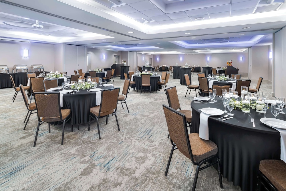 Hilton Garden Inn Rockaway - photo 26
