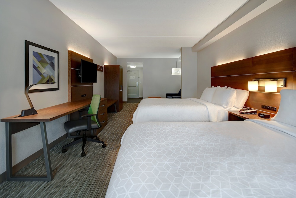 Holiday Inn Express & Suites Smyrna - photo 7