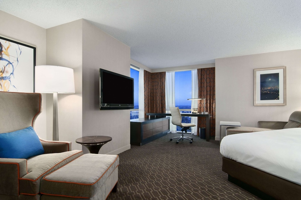 Hilton Atlanta Airport - photo 35