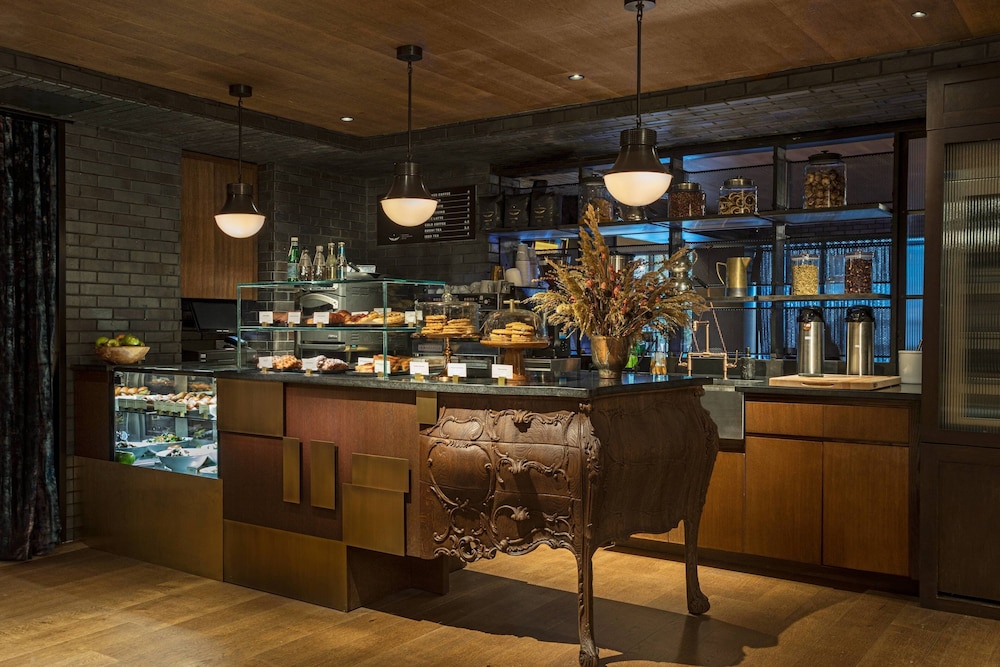 Moxy NYC East Village - photo 31