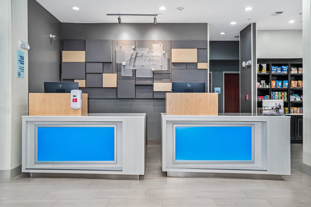 Holiday Inn Express Suites Van Buren Ft Smith Area by IHG - photo 74