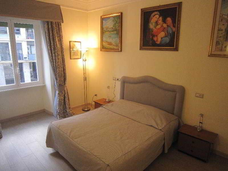 77case Cozy Apartment 54 — 4-Star Luxury Hotel in Rome, Italy