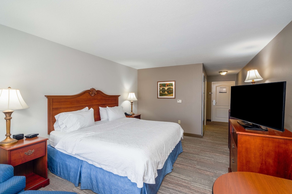 Hampton Inn London North - photo 19