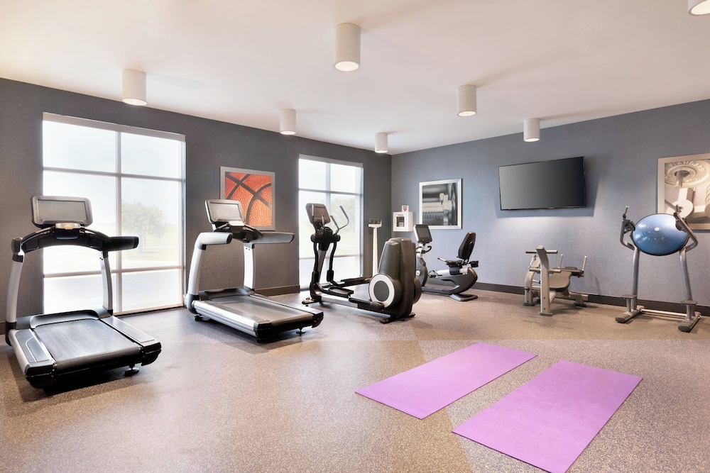 Four Points by Sheraton Fargo Medical Center - photo 25