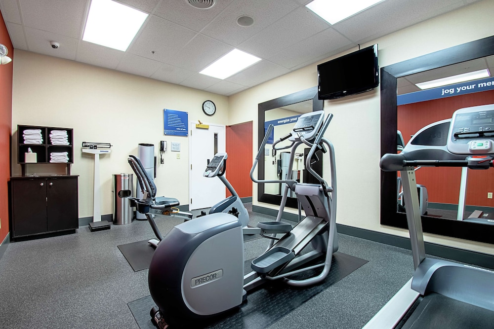 Hampton Inn Pine Grove - photo 47