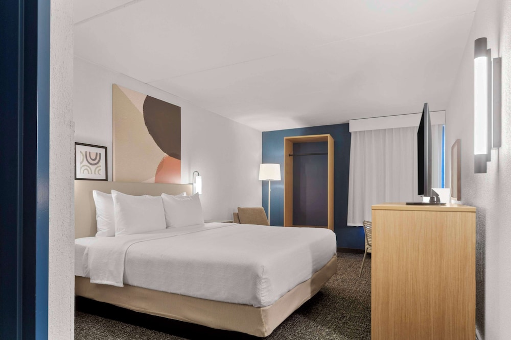Spark by Hilton Grand Prairie - photo 14