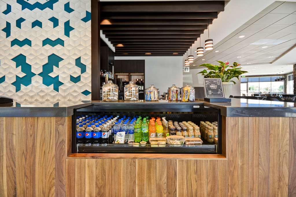 Hyatt Place Fresno - photo 8