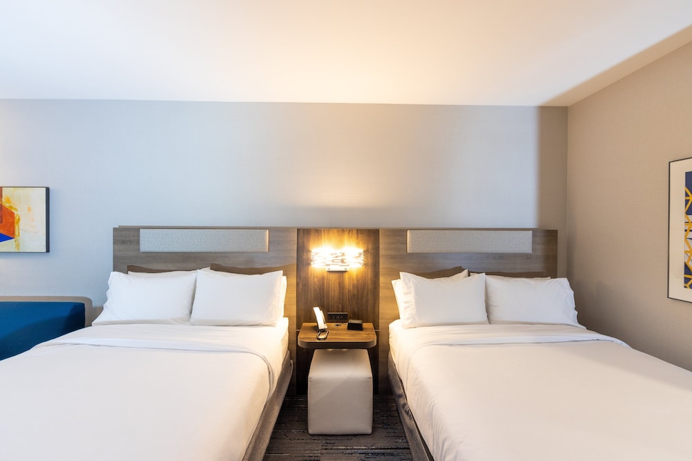 Holiday Inn Express & Suites Harrisonburg University Area by IHG - photo 24