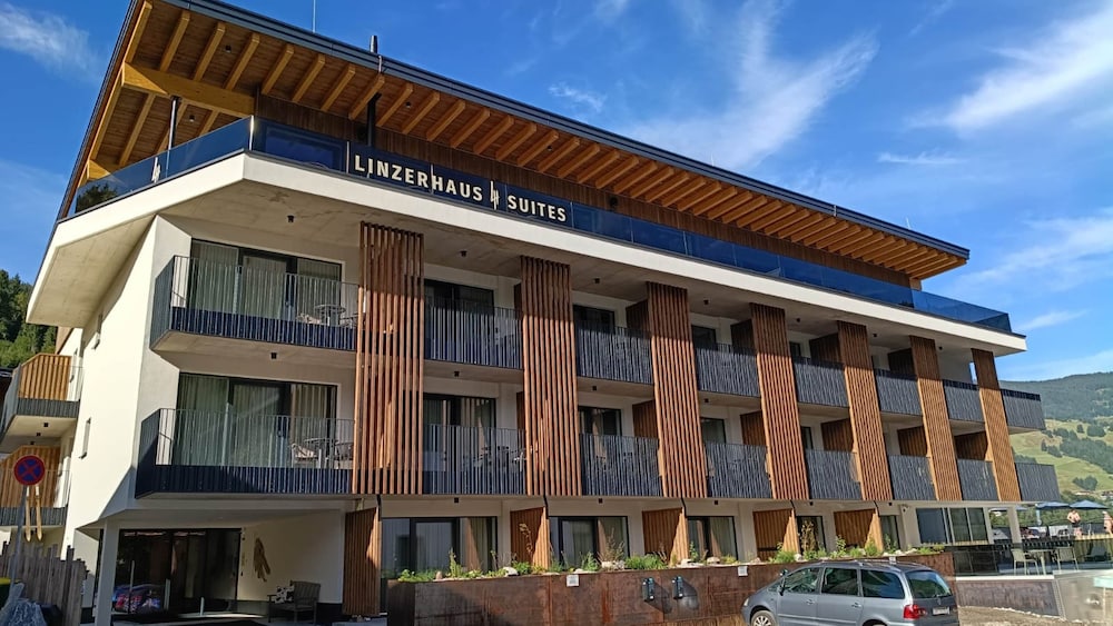LH Suites Aparthotel NEW since 2025 — 4-Star Luxury Hotel in Saalbach, Austria