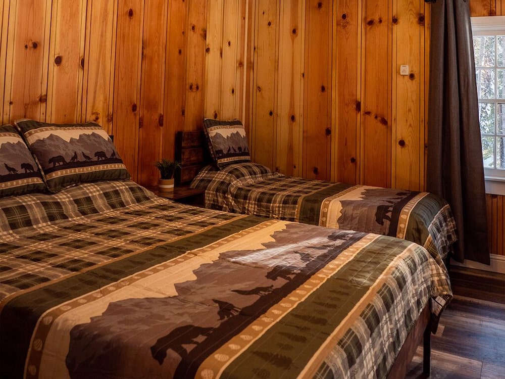 Lakeshore Resort — hotel in Lakeshore