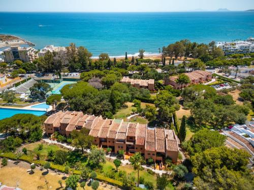 Casa Lara — 4-Star Luxury Hotel in Estepona, Spain