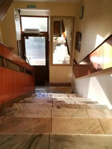 Hotel Care — hotel in Minusinsk