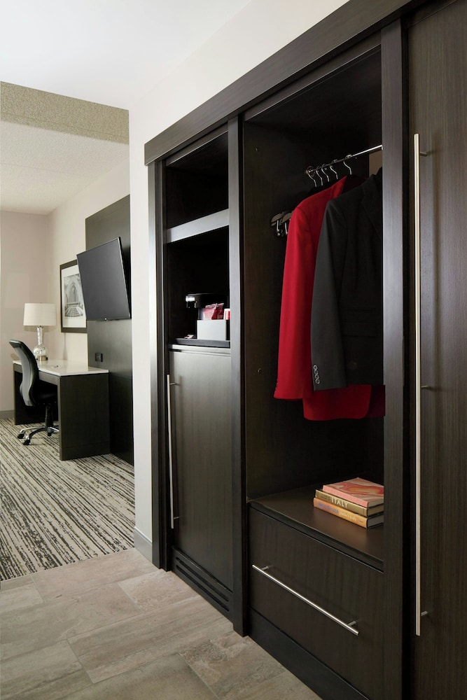 Marriott Cincinnati Airport - photo 16