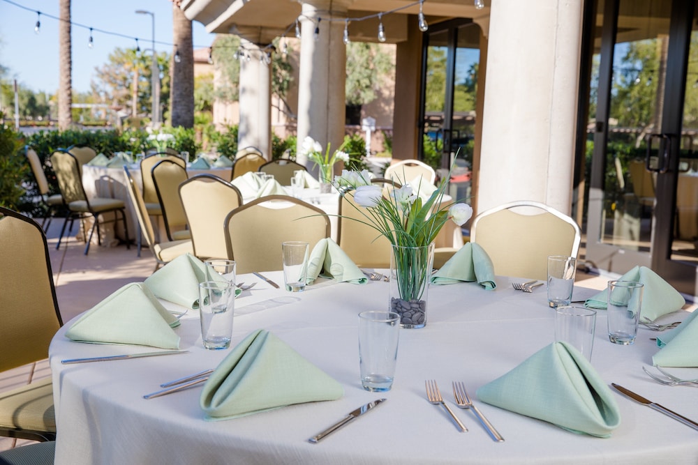 Holiday Inn Phoenix Chandler by IHG - photo 86