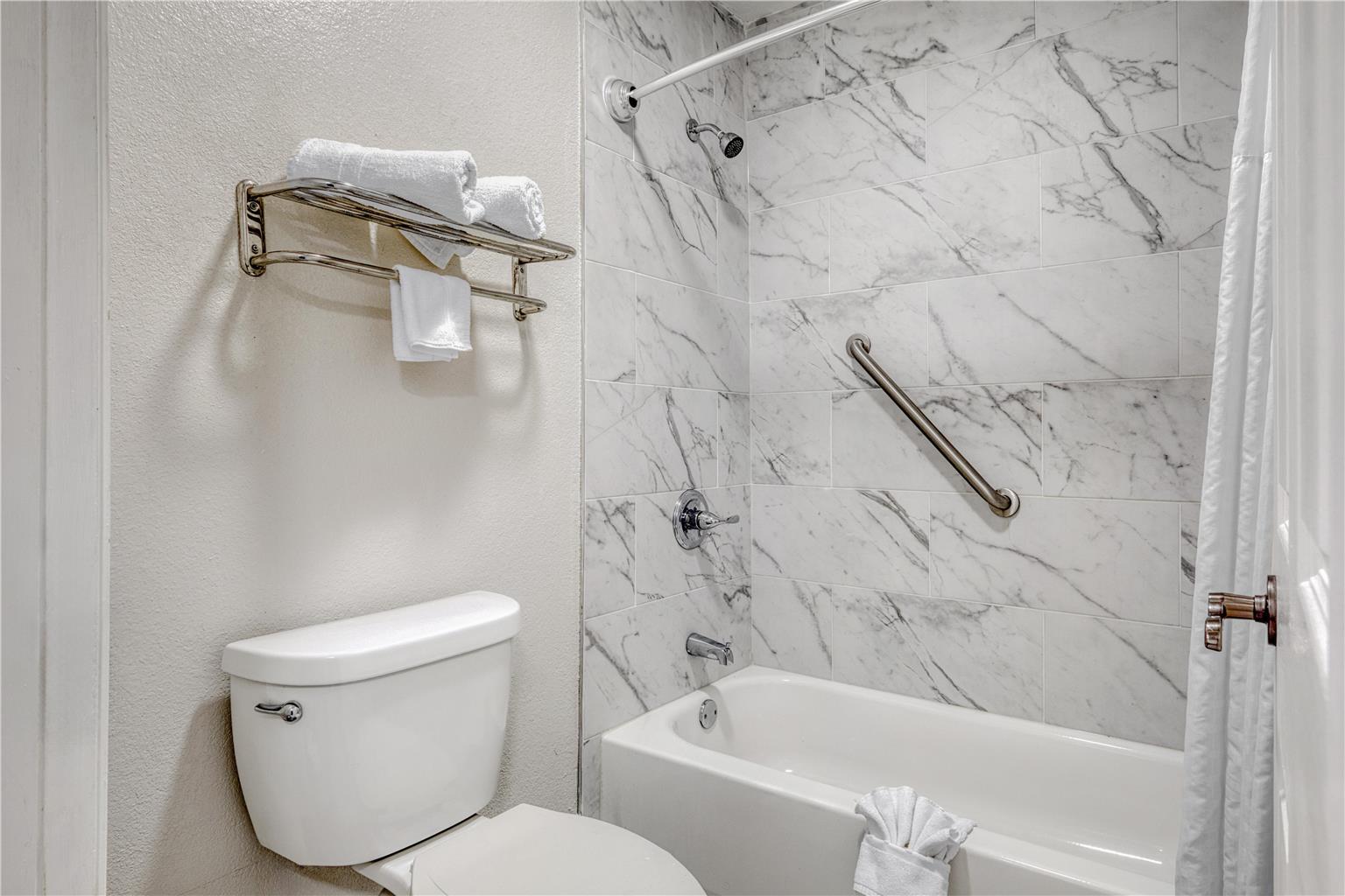 SureStay Hotel by Best Western Terrell - photo 28