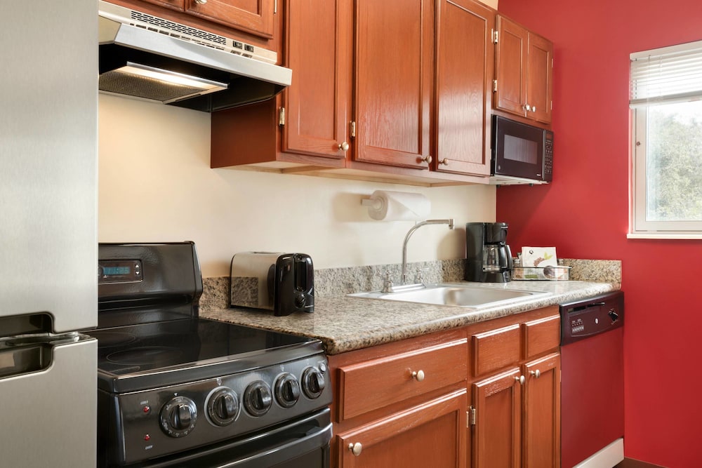 Towneplace Suites by Marriott Boca Raton - photo 36