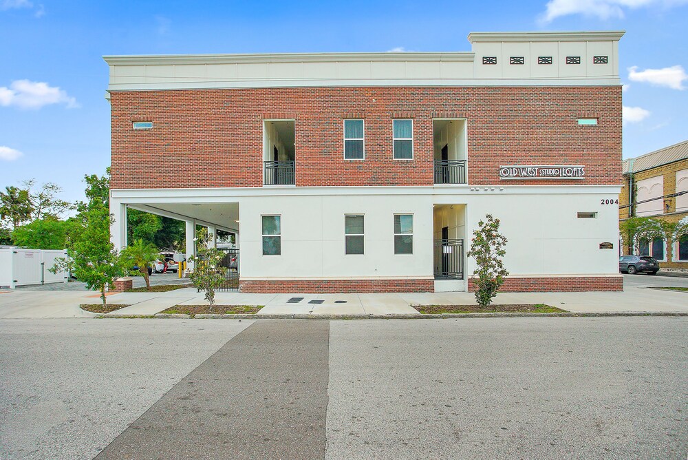Old West Lofts Down Town Tampa - photo 29