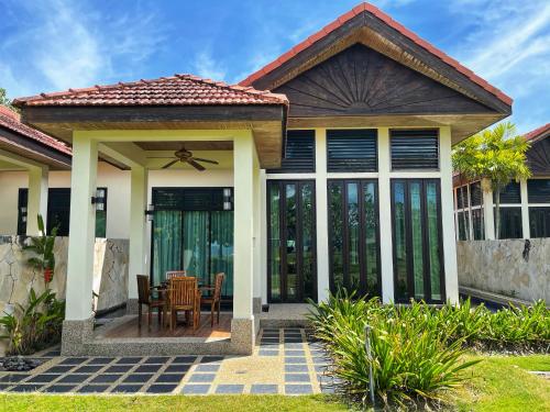 Home Sweet Villas Karambunai — 4-Star Luxury Hotel in Kota Kinabalu, Malaysia