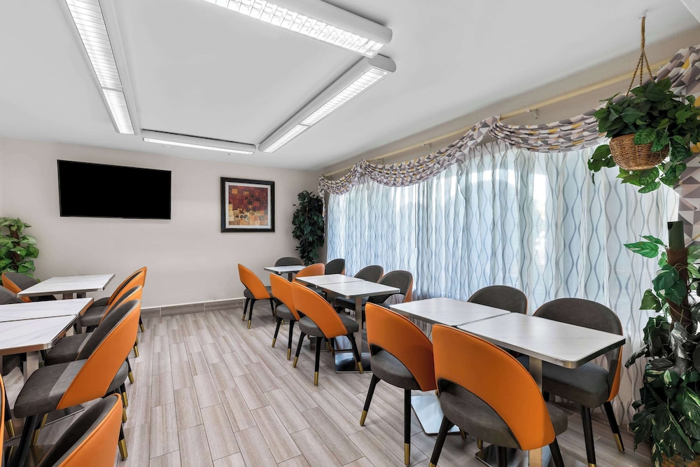 Quality Inn Atlanta Northlake - photo 25