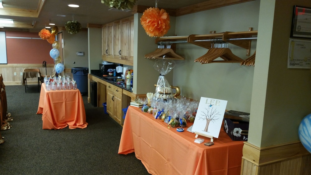 AmericInn by Wyndham Oswego - photo 20