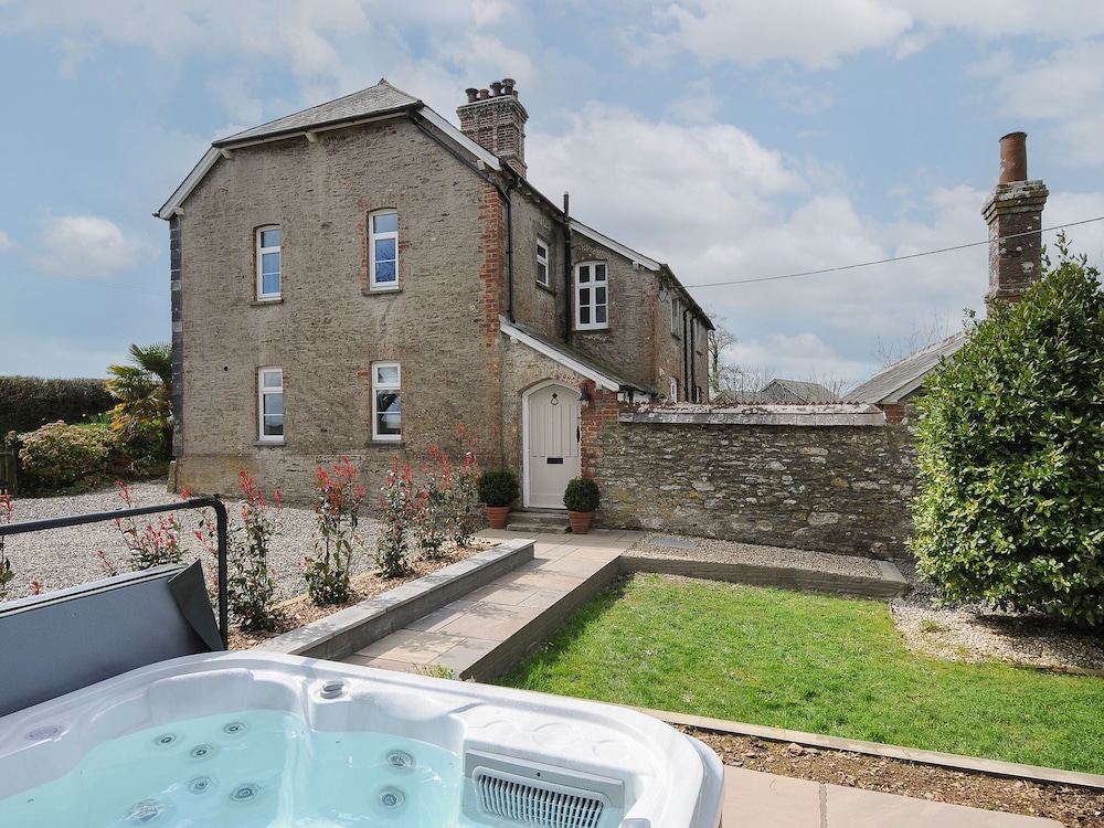 Skylarks - carbon neutral hotel in Looe