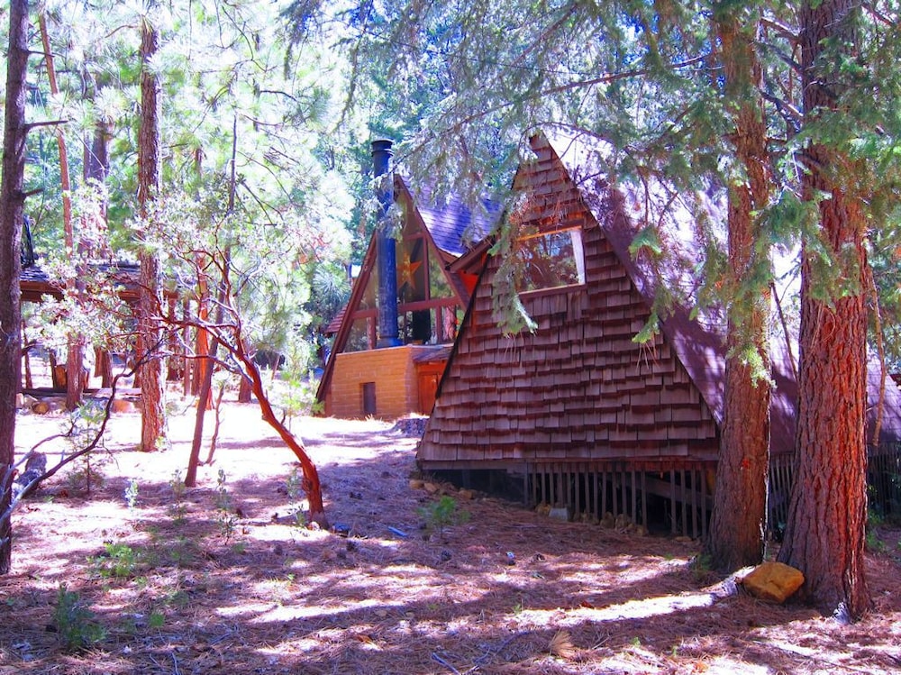 Always Inn Idyllwild Vacation Cottages - featured photo