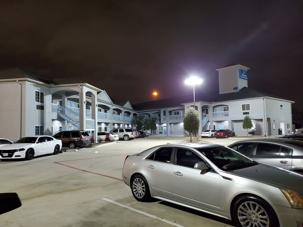 Haven Inn & Suites Willowbrook - photo 37