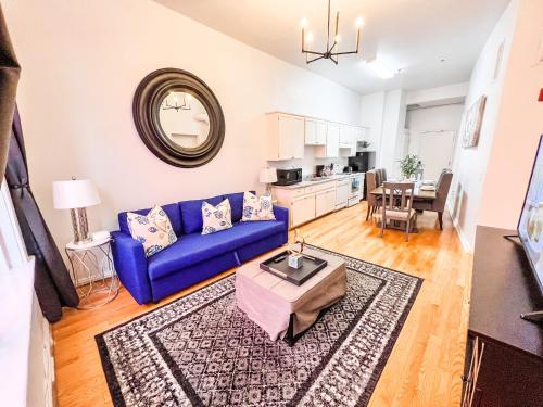 Gaslamp 2bdrm W Parking & 5 Beds #403 - photo 8