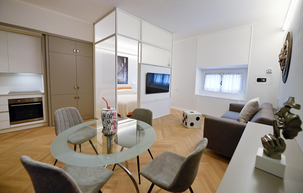 Dolce Vita Suite by Rental in Rome — 4-Star Luxury Hotel in Rome, Italy