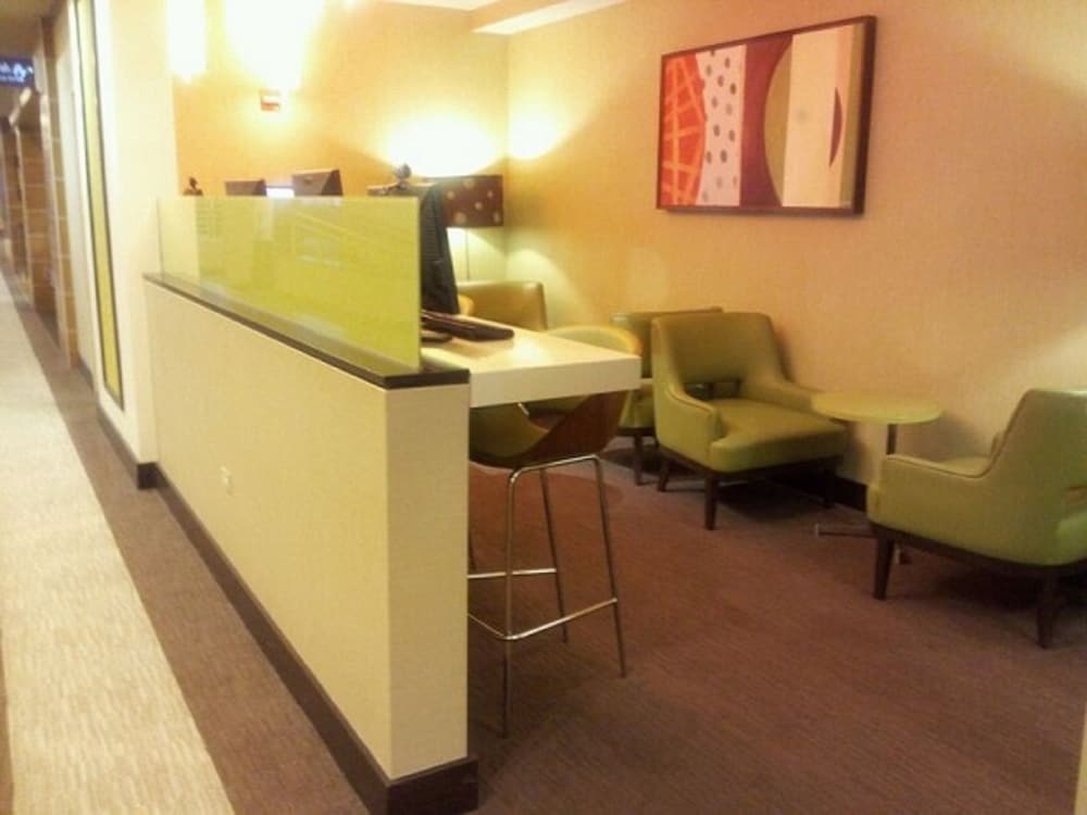 Crowne Plaza Chicago Ohare Hotel & Conf Ctr by IHG - photo 28