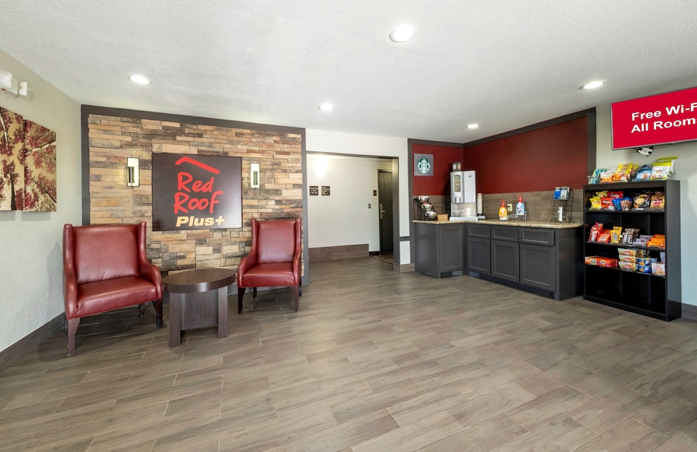Red Roof Inn PLUS Huntsville - photo 7