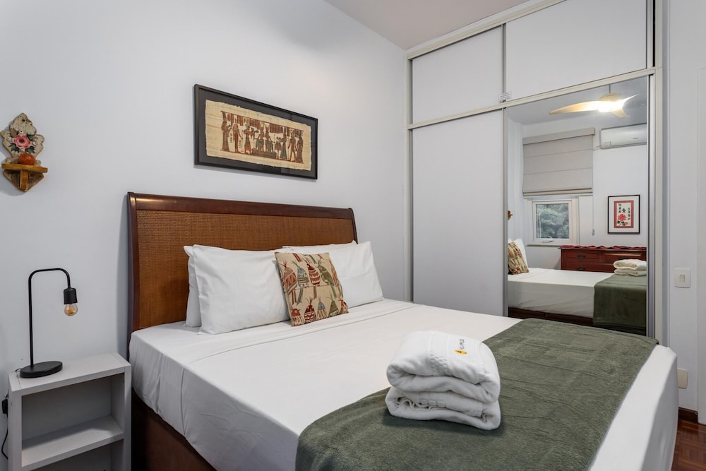 Maravilha no Leme Até 4 pessoas GRC701 Z5 — 4-Star Luxury Hotel in Rio De Janeiro, Brasil
