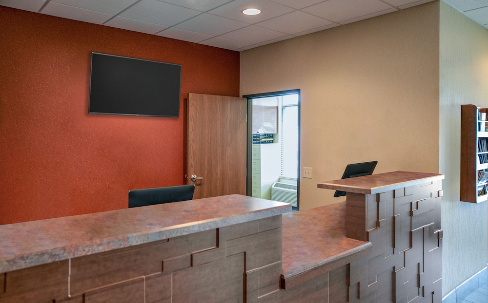 My Place Hotel Bismarck ND - photo 4