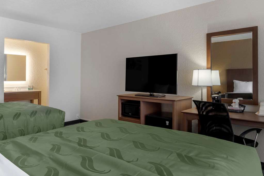 Quality Inn Saint Petersburg North Tampa Bay - photo 27