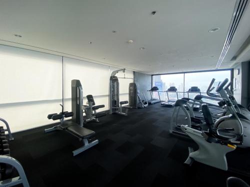 Contemporary Stylish 1BR Ultra Fast Wifi Silom