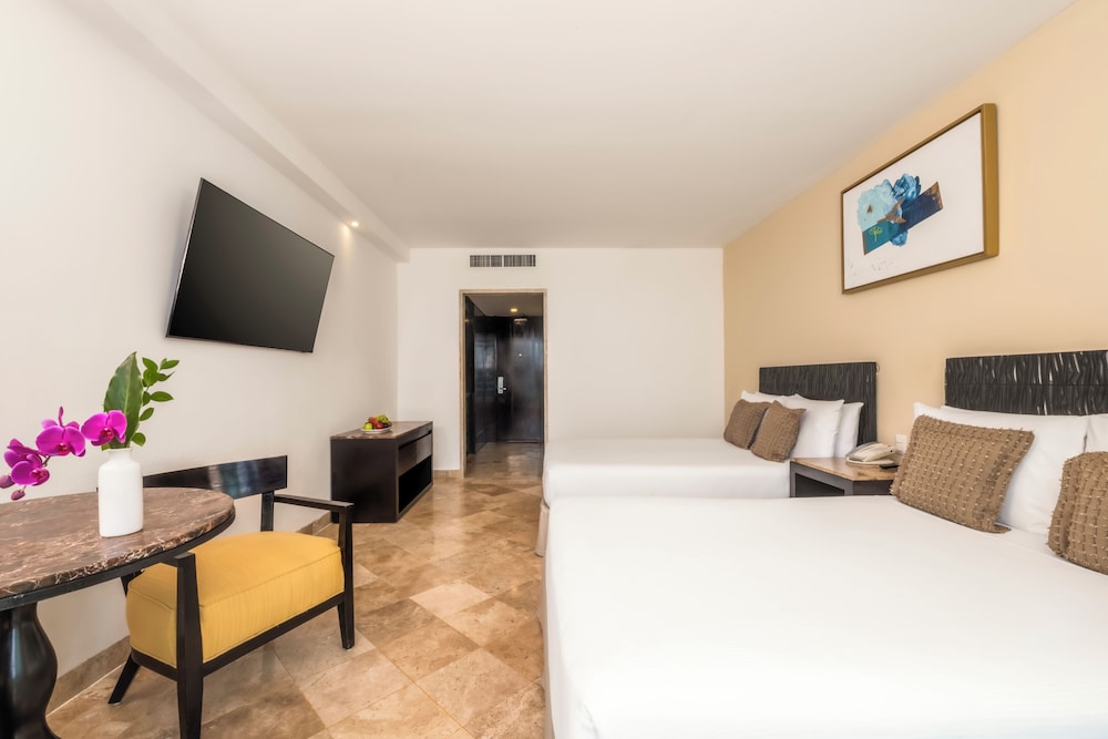 Krystal Grand Cancun All Inclusive