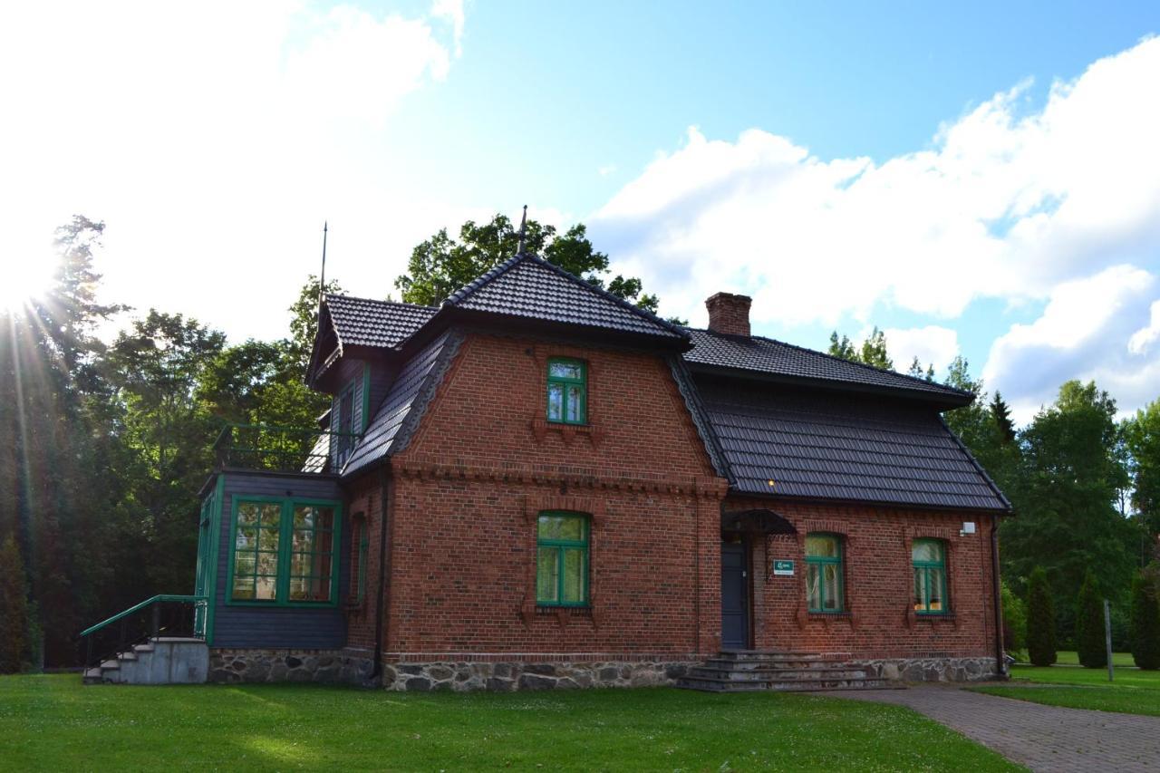 Lodja Jahimaja in Kilingi-Nomme, Estonia