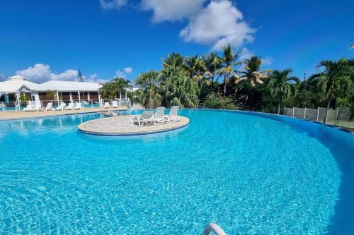 La Mangotine Duplex à Saint François avec piscine — 4-Star Luxury Hotel in Saint-Francois, Guadeloupe
