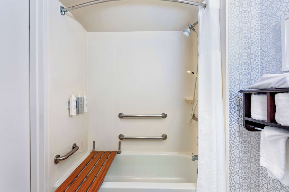 Hampton Inn Orlando International Airport - photo 19