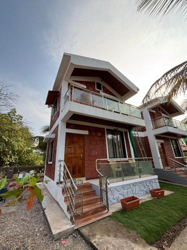 Coastal Breeze Resort in Murud, India